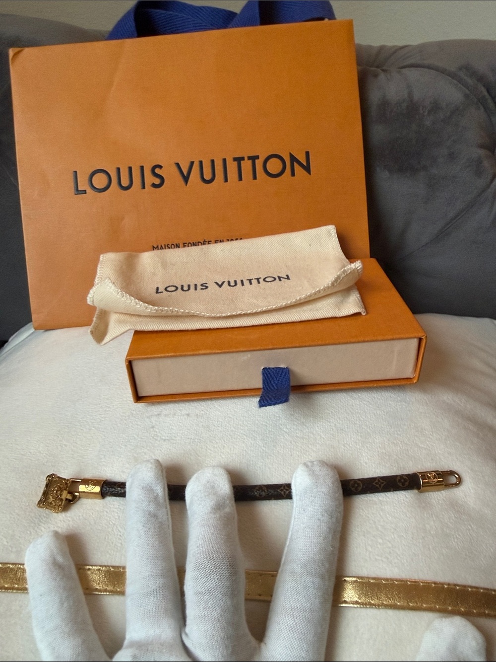 🔥Louis Vuitton Malle Charm Bracelet with Gold Hardware Retail 39+🔥 - Picture 14 of 15